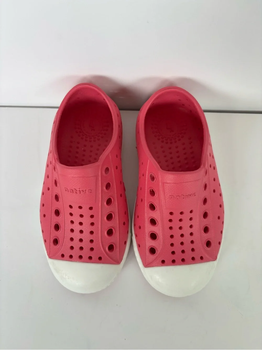 Native Kids Jefferson Pink Slip-On Water Shoes size 7